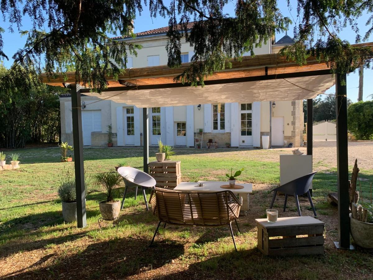 Suite Privative Abella - Aile De Maison Bourgeoise Ambares-et-Lagrave Extérieur photo